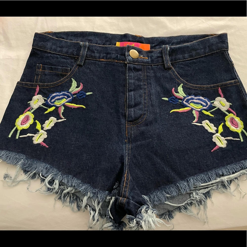 English Rose High Rise Floral Embroidered Denim Jean Shorts Medium 29 2" Inseam